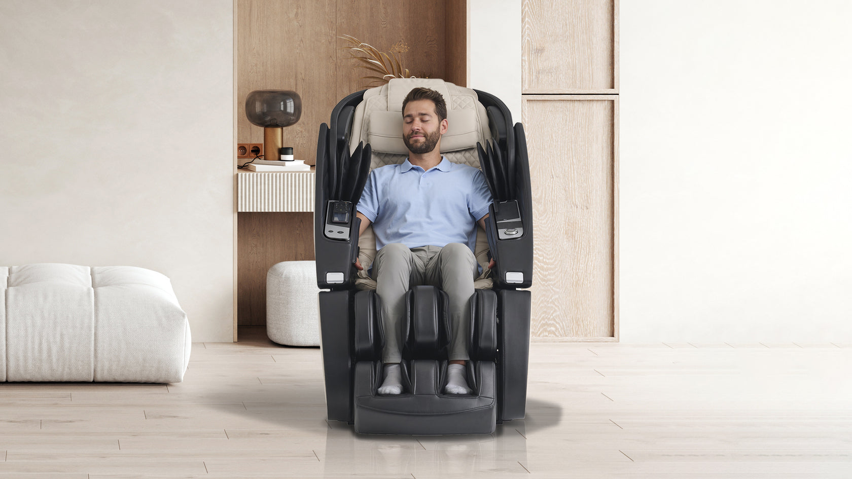 Man relaxing in the Super Novo X 